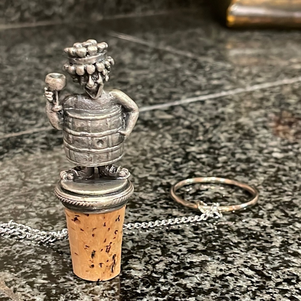 Vintage Funny Wine Cork stopper, pewter happy lady drinking with a wine glass